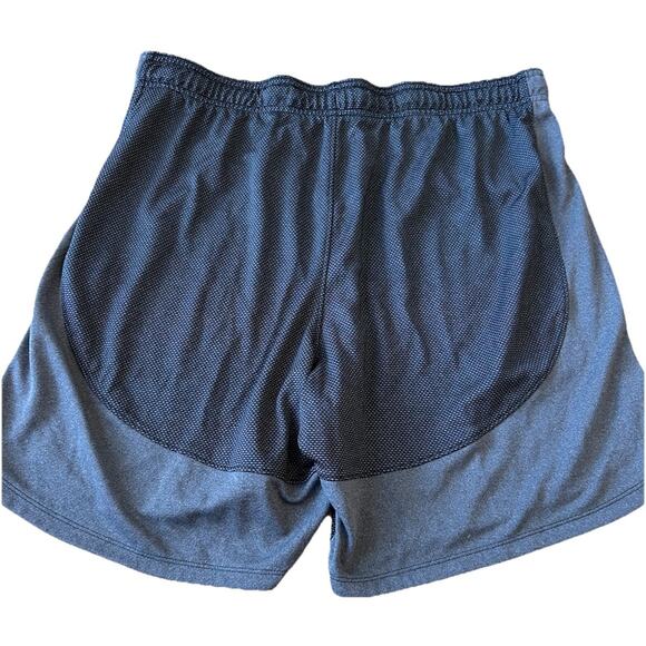 Mens Under Armour Training Shorts - Black Gray - Perfect Condition - Mens XL - Picture 2 of 8